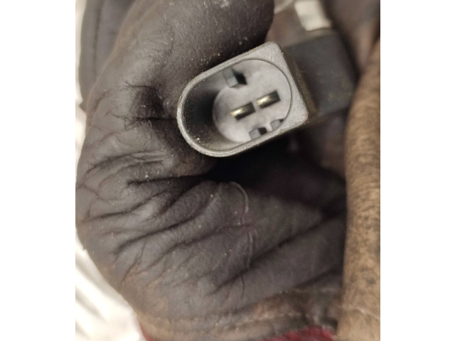 Vstřikovací lišta 8571569, 13538571569 BMW X3 G01