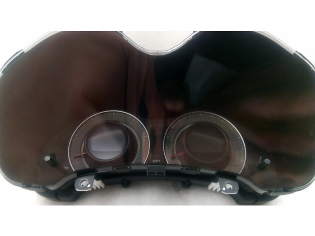 Přístrojová deska Toyota Auris 150 2007 8380002M12