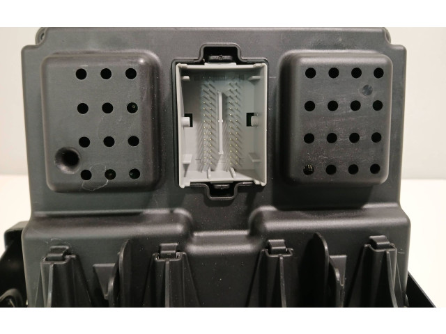 Блок предохранителей  30728539, 12243769   Volvo XC90    