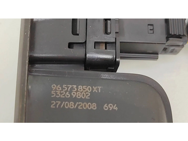 Включатель электрических окон