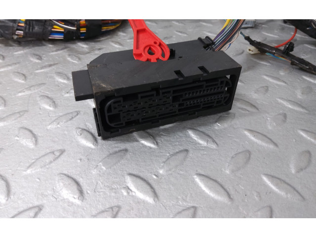 Блок предохранителей Ford S-MAX