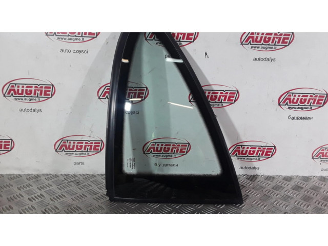 Заднее боковое стекло кузова