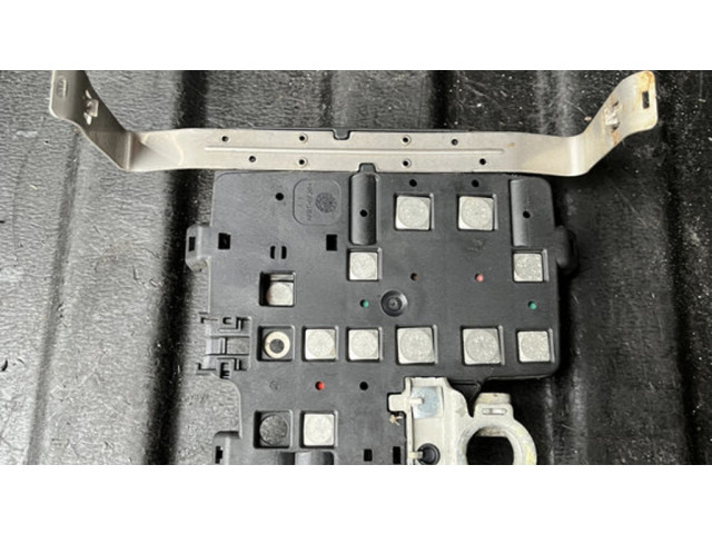 Предохранитель реле аккумулятора