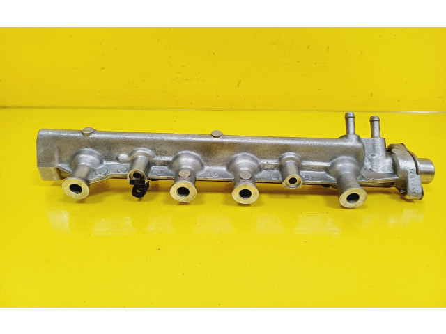 Vstřikovací lišta 857013 Renault Espace III