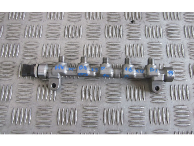 Магистральная трубка топлива