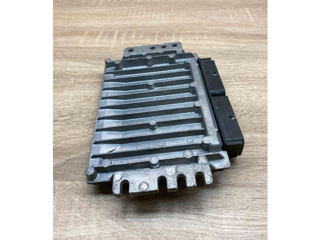 Блок управления двигателем Блок управления P30614635, S108212005E Volvo S40, V40