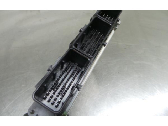 Блок управления двигателя 0281018941, 1039S54500   Dacia Lodgy