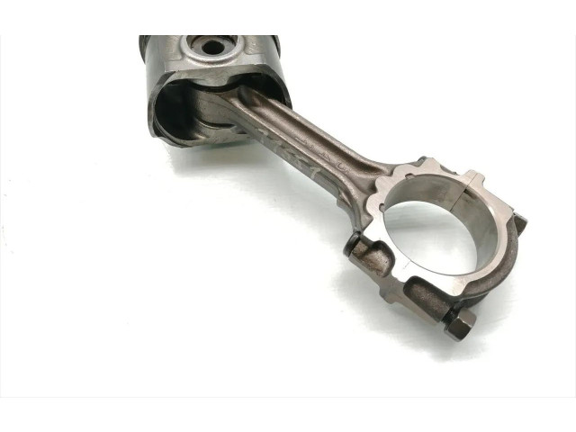  Поршень с шатуном    Nissan X-Trail T30  