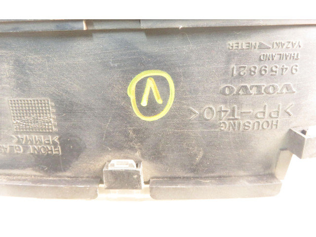 Панель приборов 8637993, 8637993   Volvo S60       