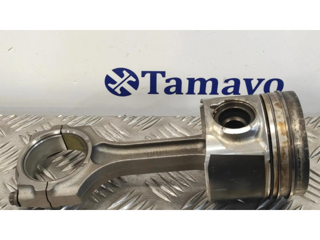  Поршень с шатуном  RL0  Honda CR-V для дизельного двигателя 2.2