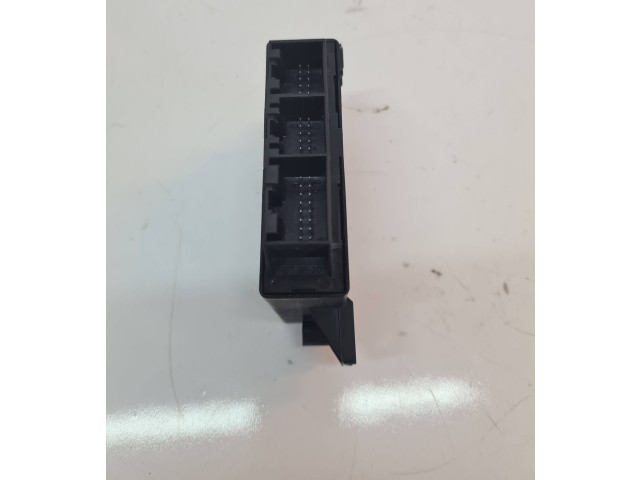 Блок управления парковки 30682548, 6g9215k866bh   Volvo V70    