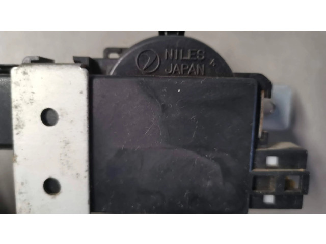 Zámek zadních dveří JAPAN Subaru Legacy 2000