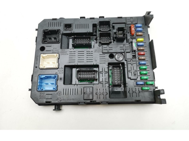 Pojistková skříňka 9678477180 Peugeot 3008 2014