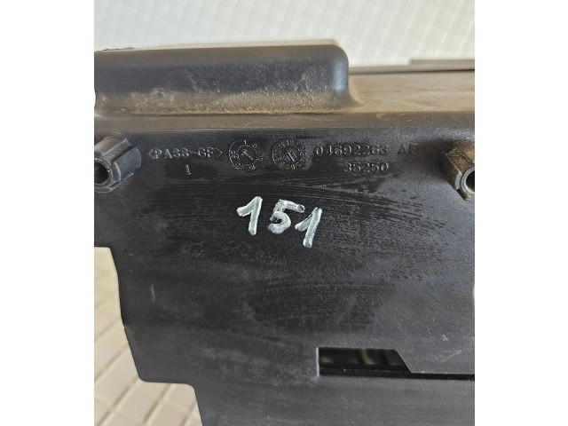 Блок предохранителей 04692263A Jeep Grand Cherokee