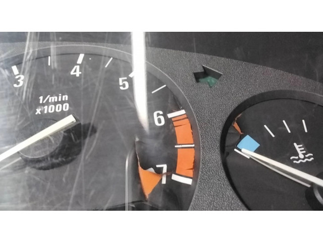 Přístrojová deska BMW 3 E36 1995 88311217, 88311197