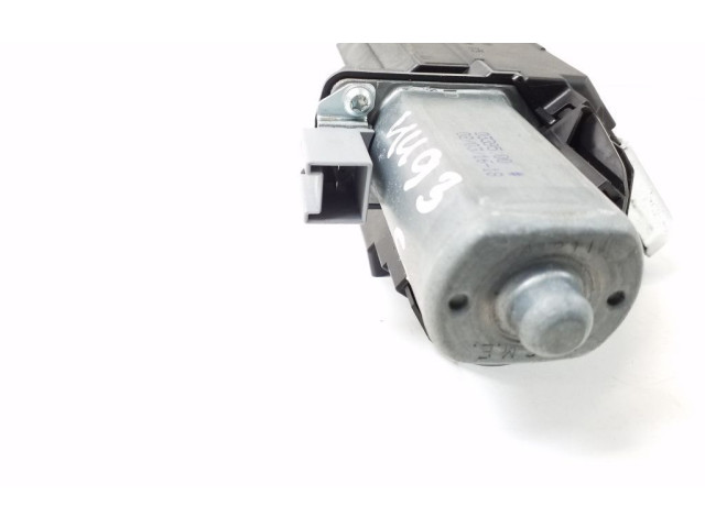 Замок багажника 7P0827505M    Porsche Cayenne (92A) 2011 - 2017 года