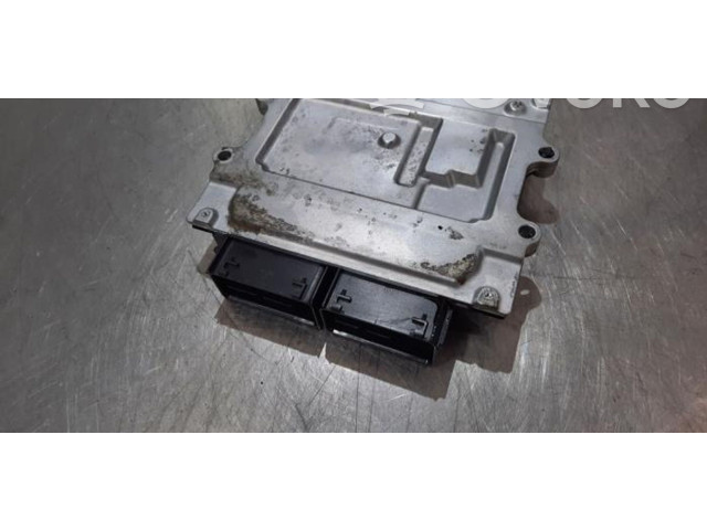 Блок управления двигателя 32253221   Volvo XC60