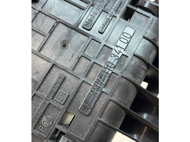 Pojistková skříňka 99761034100 Porsche Cayman 987 2009