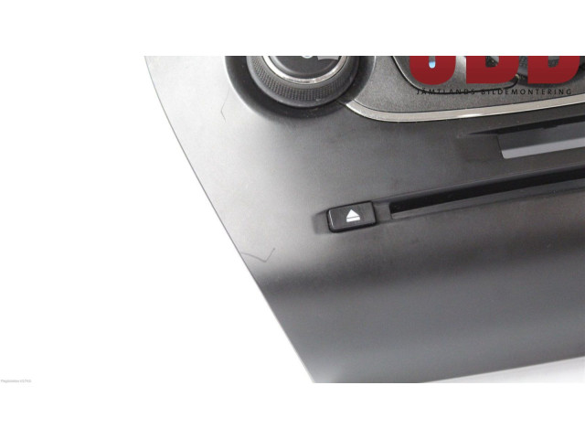 Блок управления климат-контролем K6MP781X9AA, 1SK601X9AD   Fiat Freemont