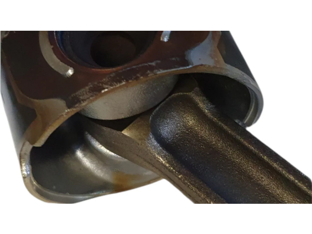 Píst BMW 5 E60 E61 pro naftový motor 3.0