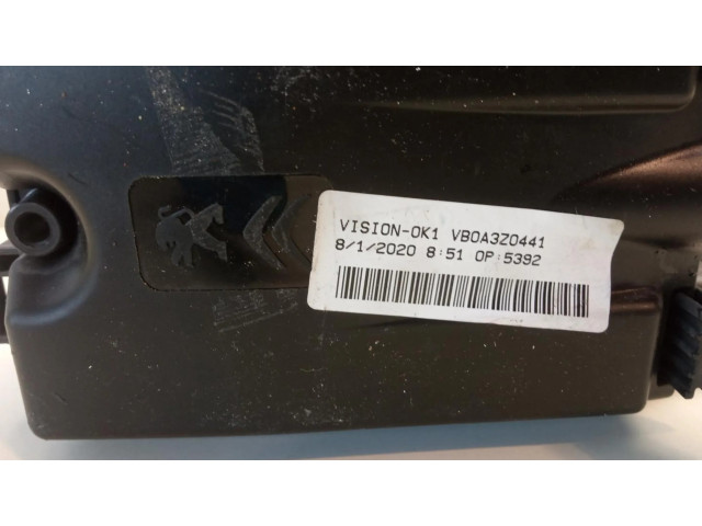 Блок предохранителей 9812661980, A006C801 Peugeot Partner