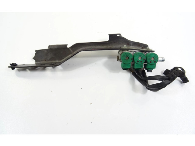 Vstřikovací lišta 110R-000119 Nissan Micra K14