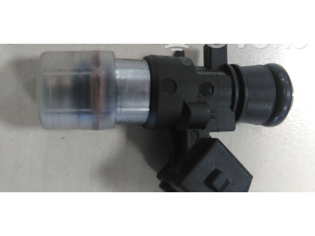 Форсунка 8200292590, 7701061008    Renault Twingo II  D4F772 