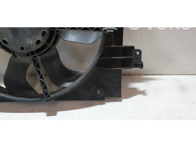 Вентилятор радиатора 214811626R, FS2090 Dacia Duster II