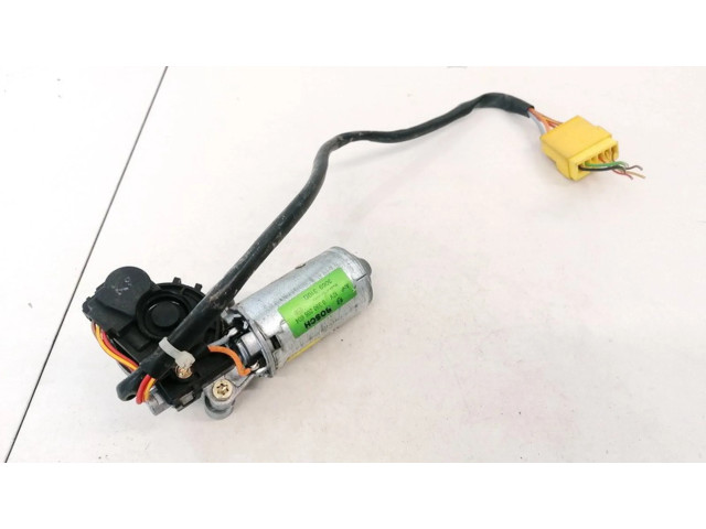 Моторчик заднего дворника 0390206604, 3069105 Alfa Romeo 166