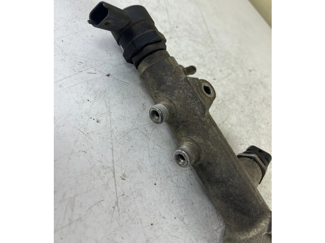 Рулевая рейка Магистральная трубка топлива 0445214068, 35022100G Jeep Cherokee III KJ 2001-2008 года