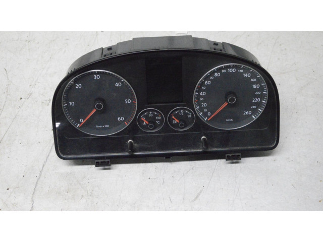 Панель приборов Volkswagen Caddy