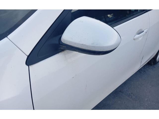 Зеркало электрическое Mazda 3 II 2009 - 2013 года