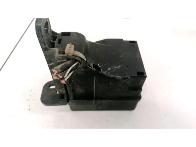 Pojistková skříňka Mazda 2 2009