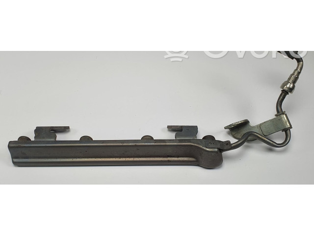 Vstřikovací lišta Nissan NV200