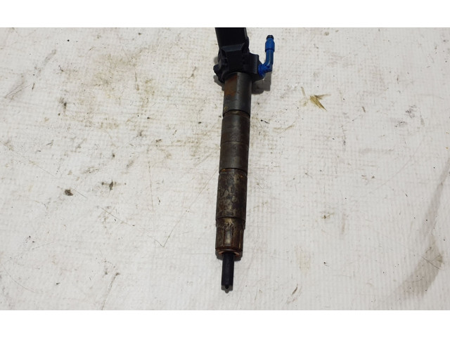 Vstřikovač A6540700300 Mercedes-Benz C W206 654820