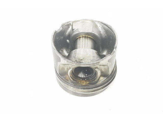 Поршень с шатуном 11257787063, 7787063 BMW X5 E53 для дизельного двигателя 3.0