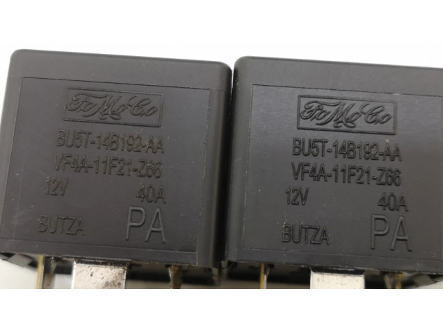 Pojistková skříňka AV6T14A142AB, EM5T14K733BAM Ford Focus 2013