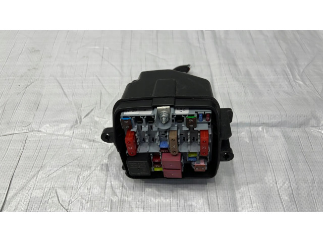   Pojistková skříňka    Alfa Romeo Stelvio 2018