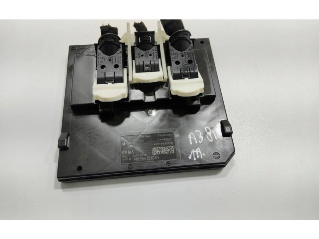 Блок комфорта 5Q0937084AH Audi A3 S3 8V