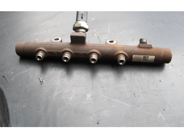 Топливная рампа 8200704212, H8200704217 Renault Scenic III - Grand scenic III