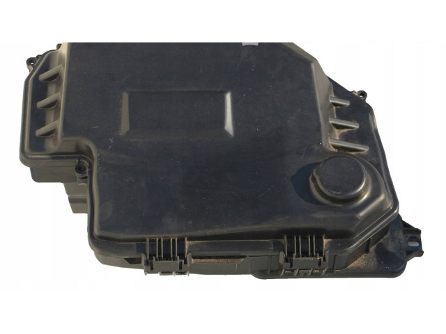 Блок предохранителей  4F1907355   Audi A6 S6 C6 4F    