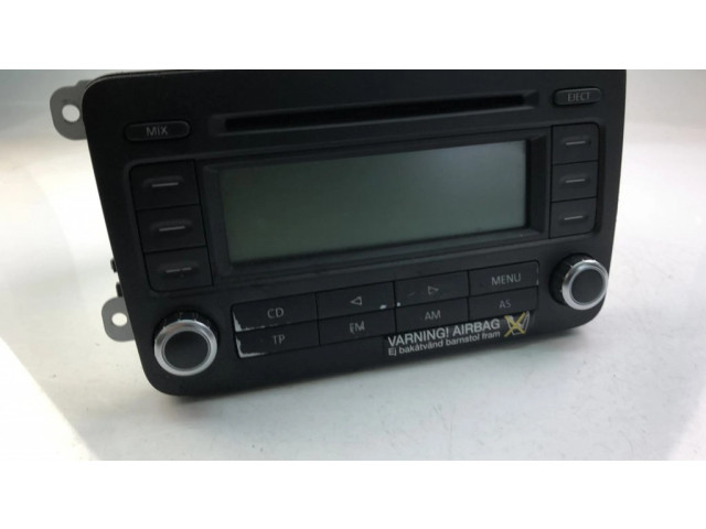 Радио/ проигрыватель CD/DVD / навигация