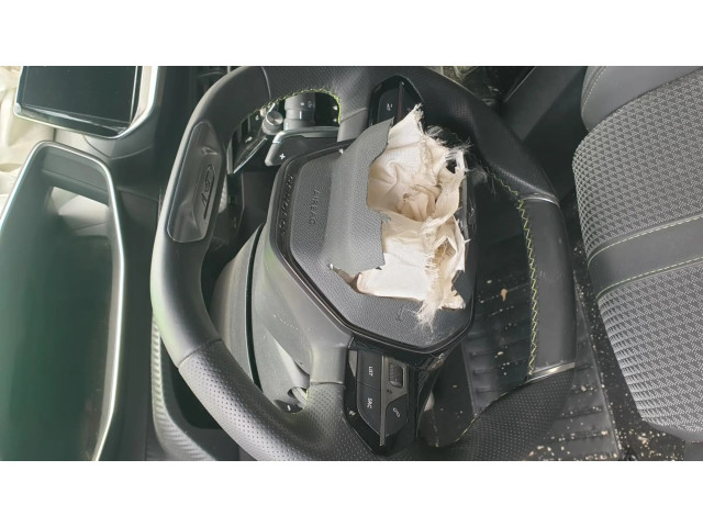 Руль Peugeot 2008 II  2019- года       