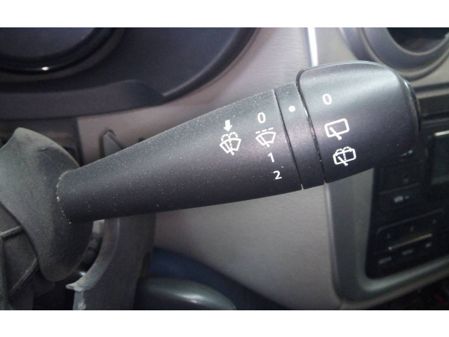 Ручка стеклоочистителей    Dacia Lodgy