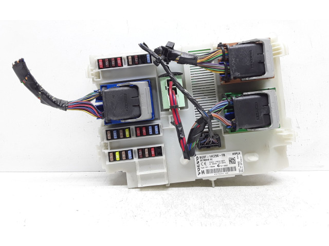 Pojistková skříňka 30786848, BG9T14C256FB Volvo V60 2011