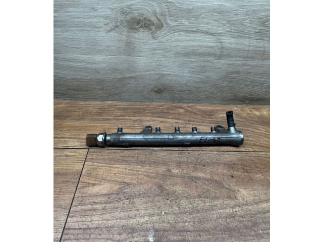 Топливная рампа R03L125A Volkswagen Golf VI