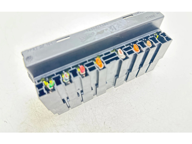 Pojistková skříňka 9636079380 Peugeot 3008 2012