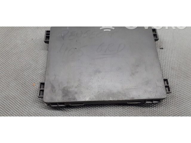 Pojistková skříňka Peugeot 405 2014