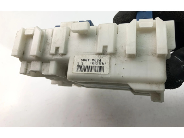 Pojistková skříňka P60A4889 Suzuki Swift II 2012