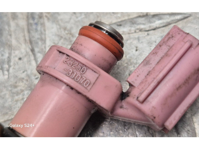 Vstřikovač 2325031070 Lexus GS 300 350 430 450H